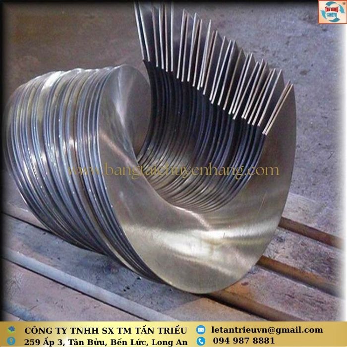 Gia Công Cánh Vít Tải